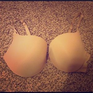 Calvin Klein nude push up 36D